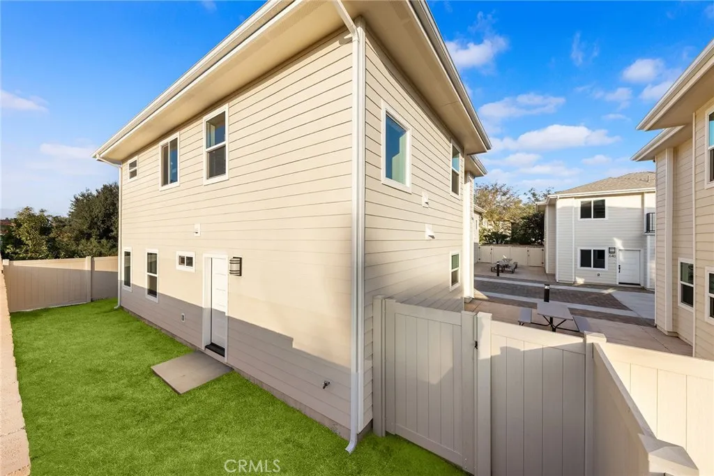 642 W Grand Avenue, Pomona, California 91766 home-pic-42